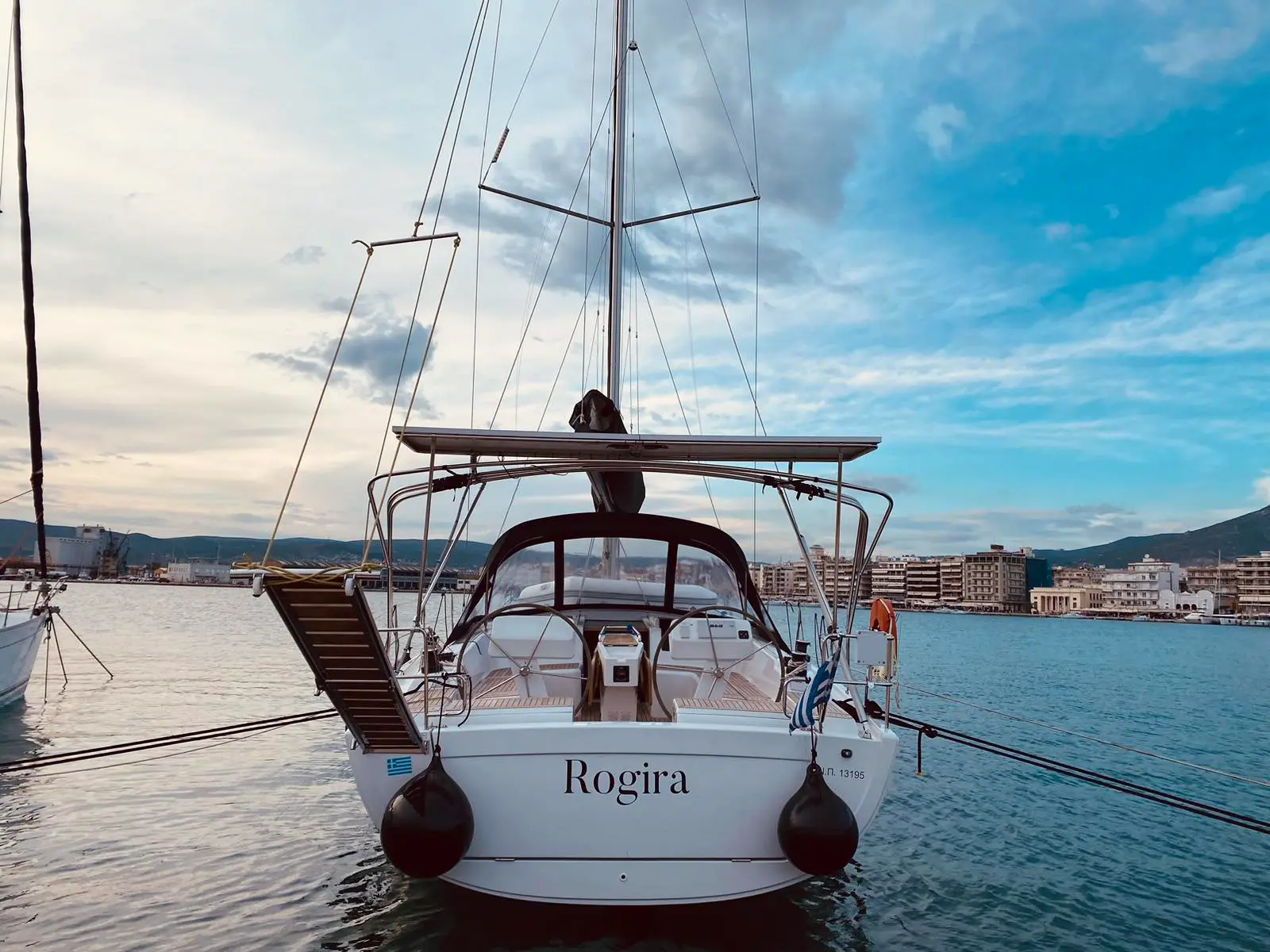 rogira in volos port